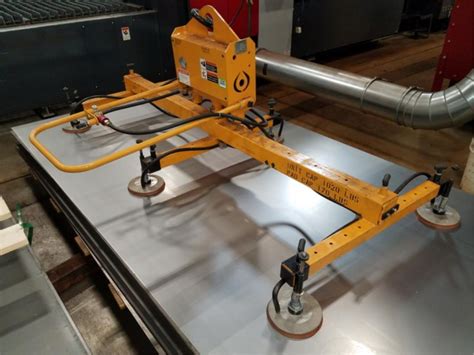 vacuum sheet lifter